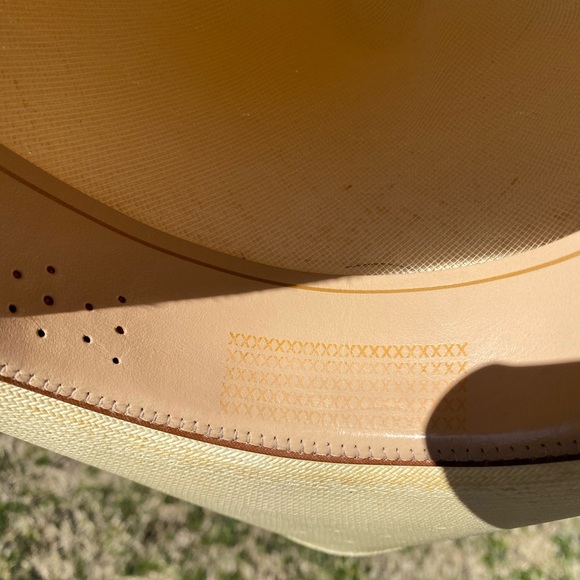 Larry Mahones 100x Cowboy Hat! - Picture 8 of 8
